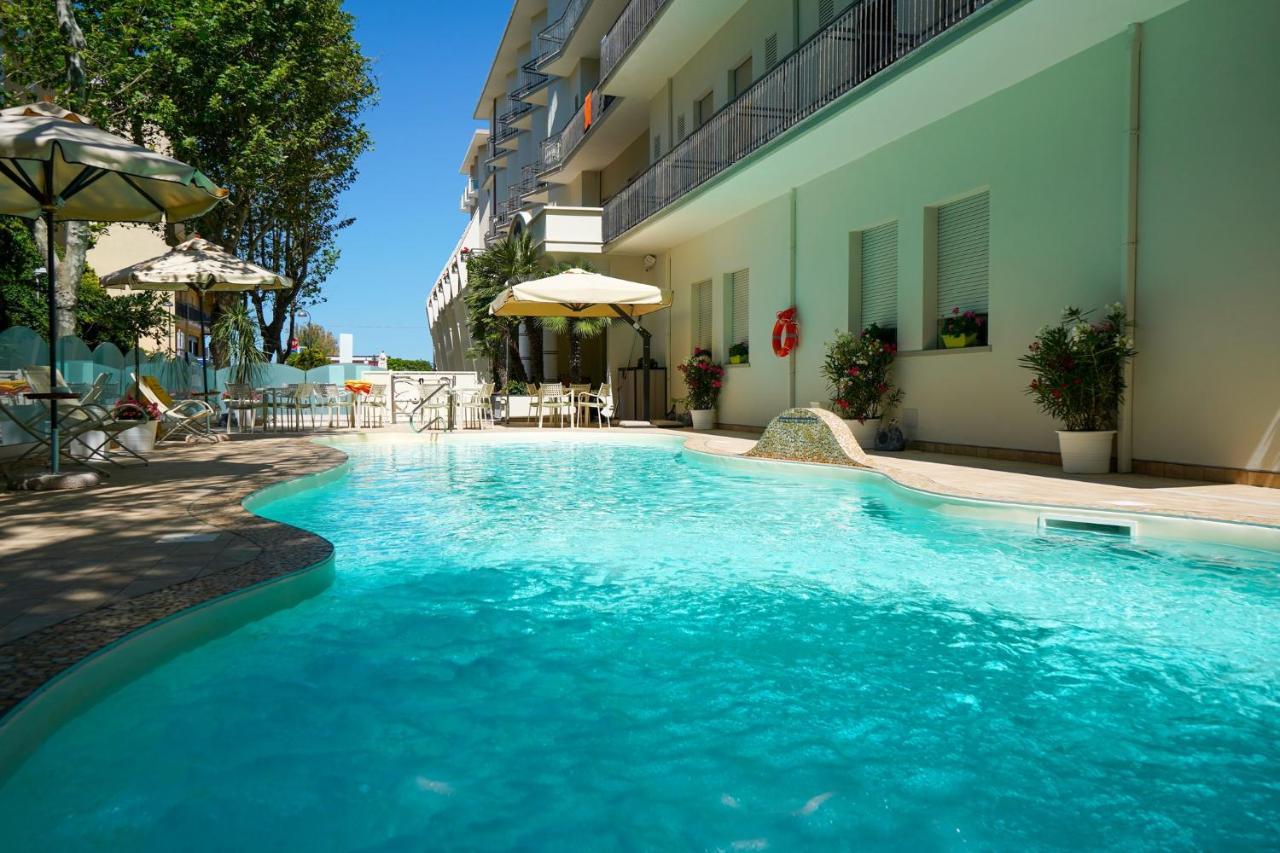 Hotel Pineta Bellaria-Igea Marina Ngoại thất bức ảnh