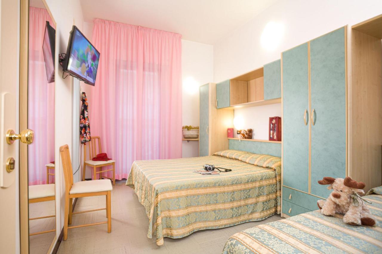 Hotel Pineta Bellaria-Igea Marina Ngoại thất bức ảnh