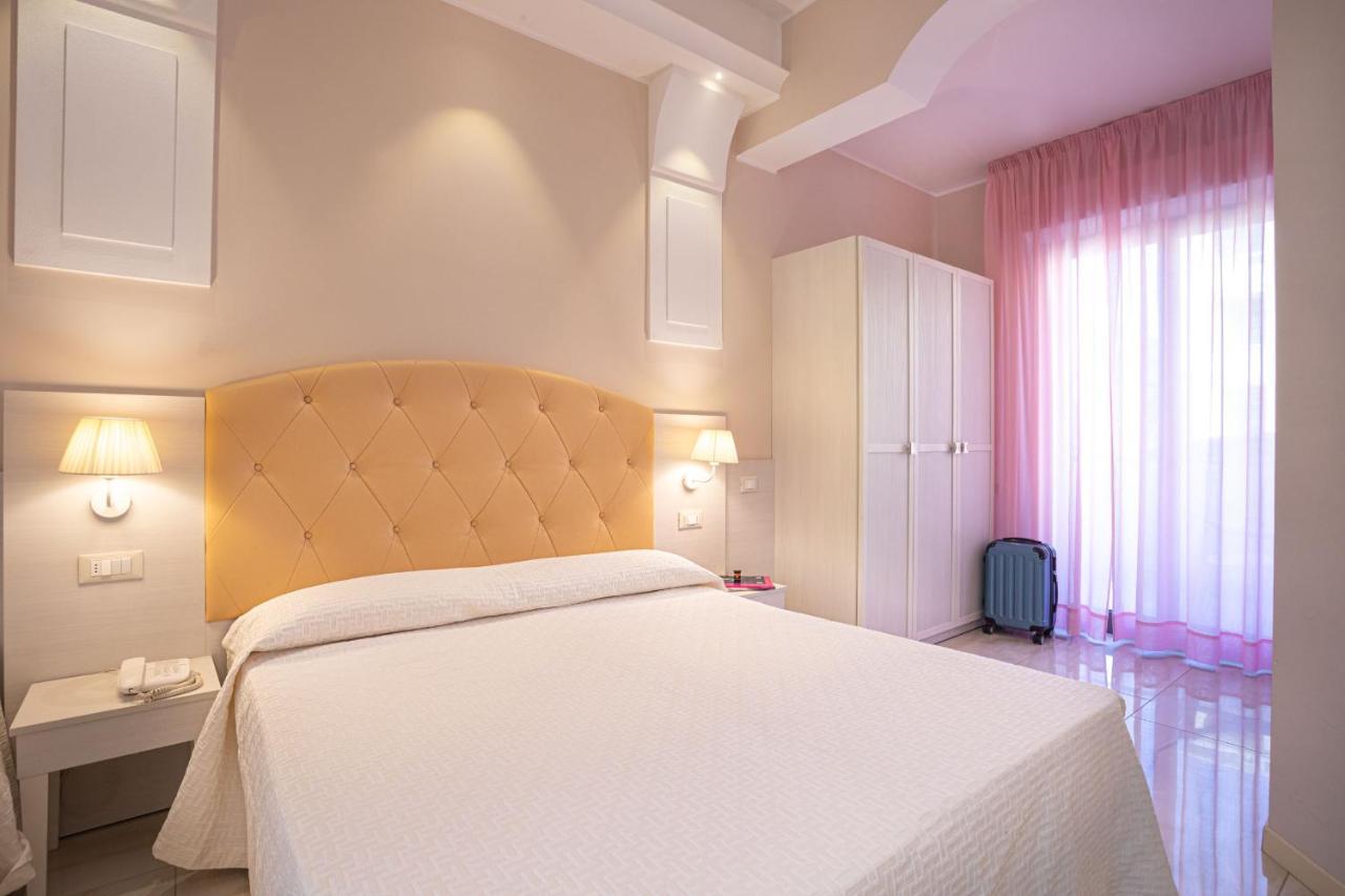 Hotel Pineta Bellaria-Igea Marina Ngoại thất bức ảnh