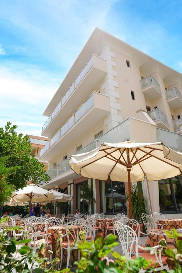 Hotel Pineta Bellaria-Igea Marina Ngoại thất bức ảnh