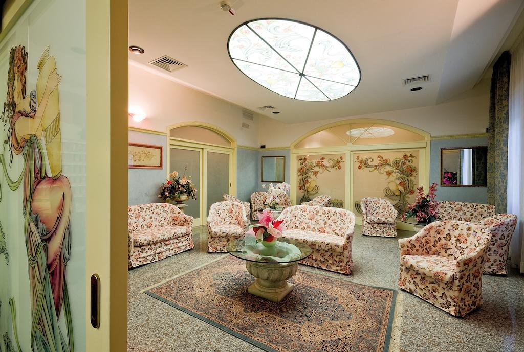 Hotel Pineta Bellaria-Igea Marina Ngoại thất bức ảnh
