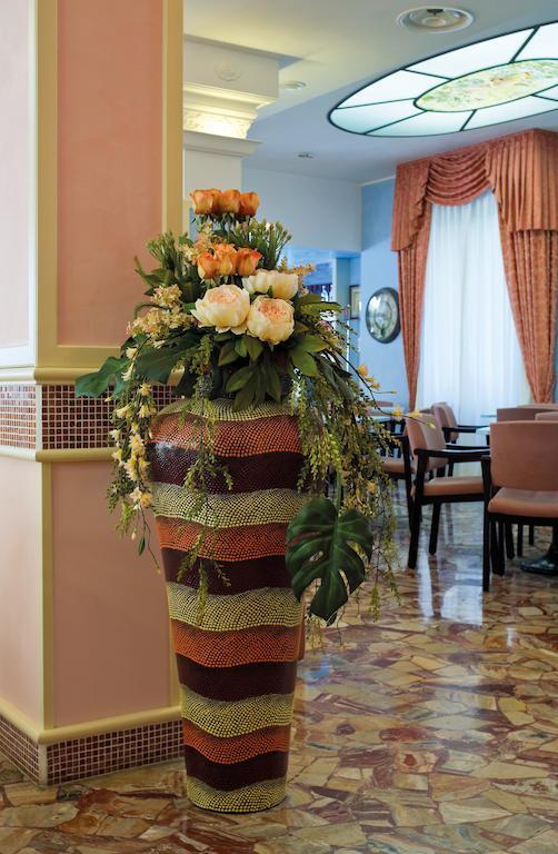 Hotel Pineta Bellaria-Igea Marina Ngoại thất bức ảnh