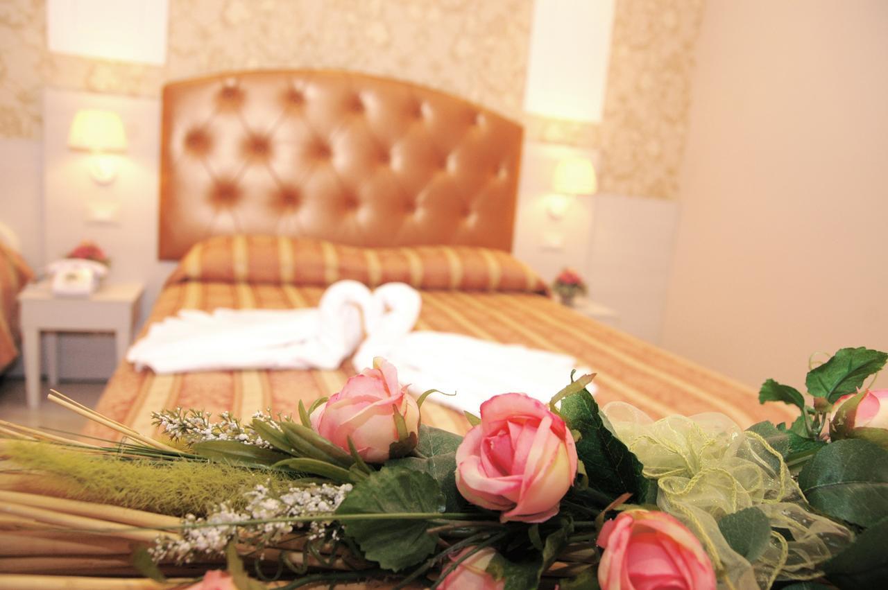 Hotel Pineta Bellaria-Igea Marina Ngoại thất bức ảnh